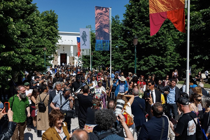 Биеналето се открива официално на 9 май, но дни преди това се тресе от протести срещу Русия и Израел. Снимка: La Biennale di Venezia - Журито на Биеналето е подало оставка след натиск от Израел?