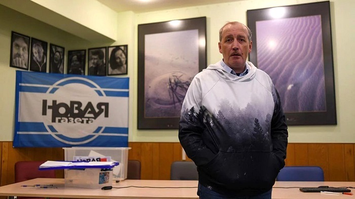 Главният редактор Сергей Соколов. Снимка: tvrain/X - „Новая газета“ спира да съществува: Убиха ни